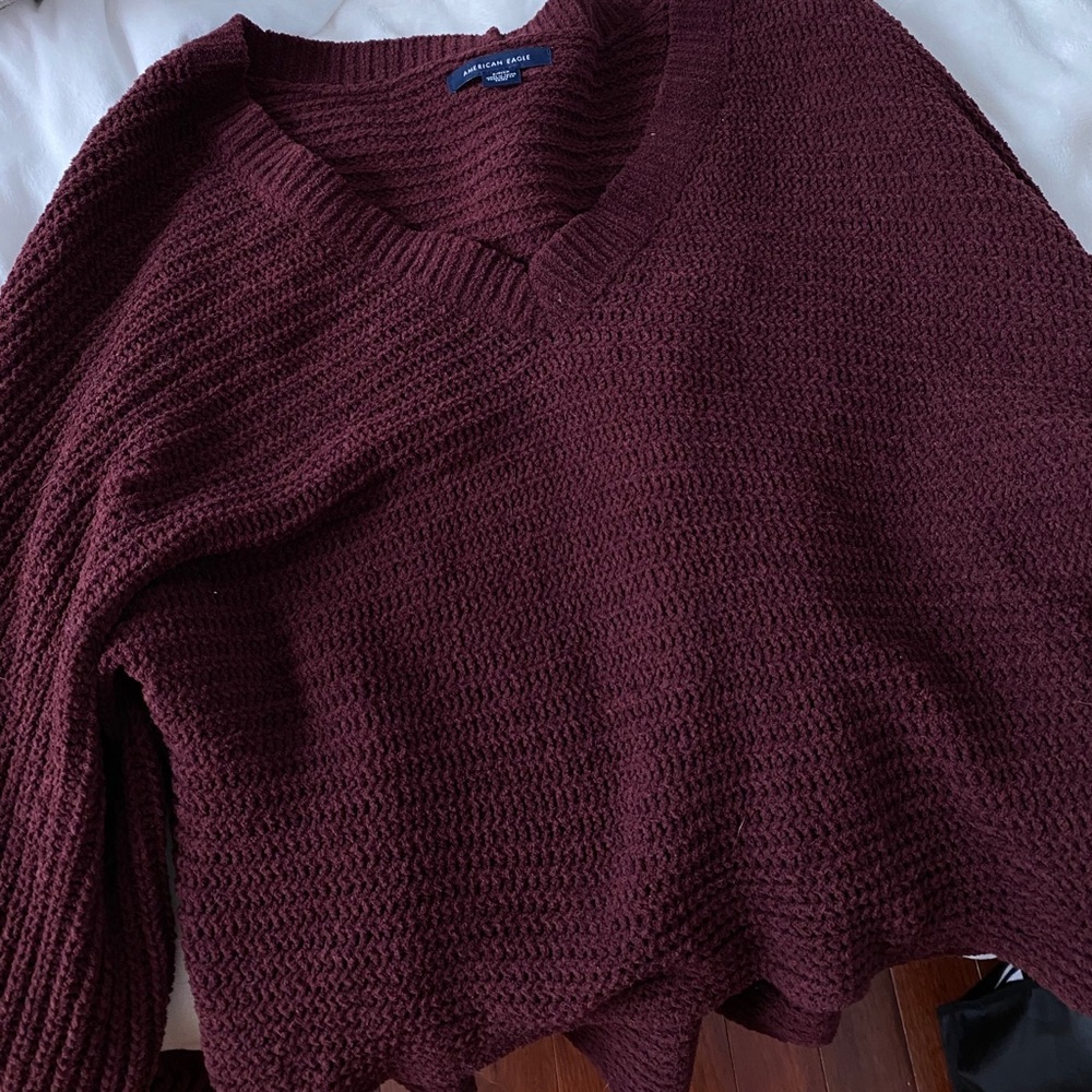american eagle cropped sweater